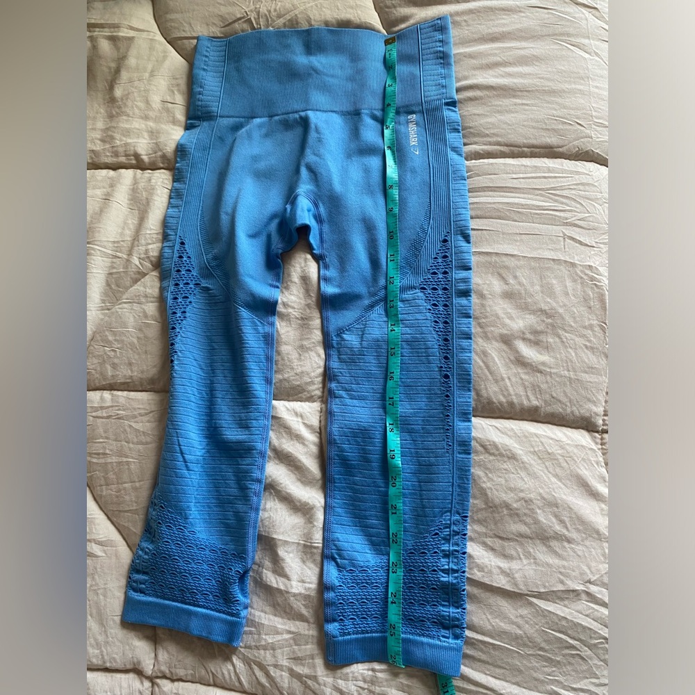 Gymshark Energy Seamless Cropped Leggings in Dark Baby Blue ~ Size Small - Picture 9 of 10